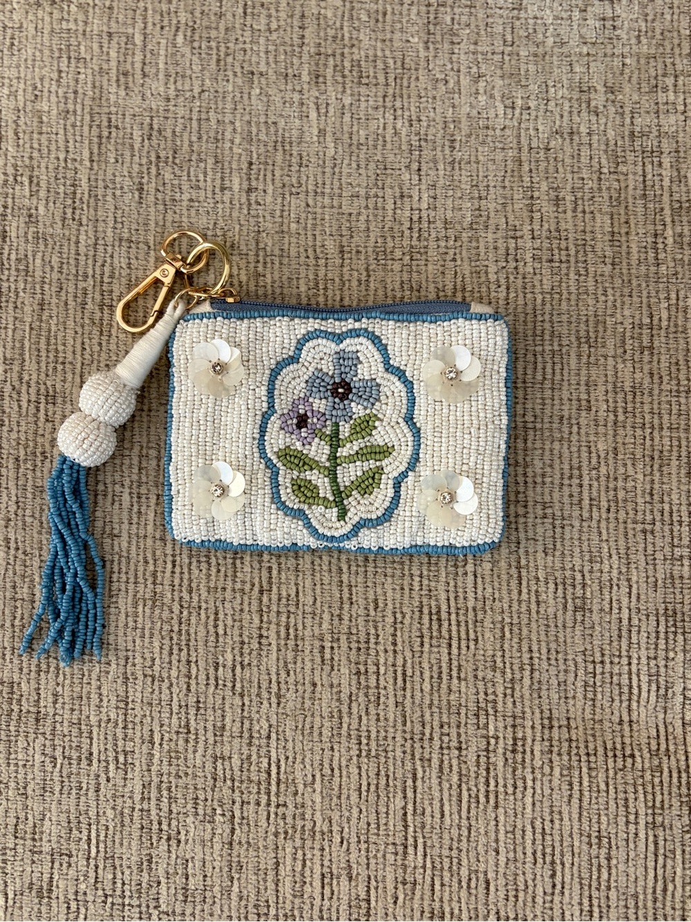 Beaded Floral Tassel Coin Pouch - White and Blue